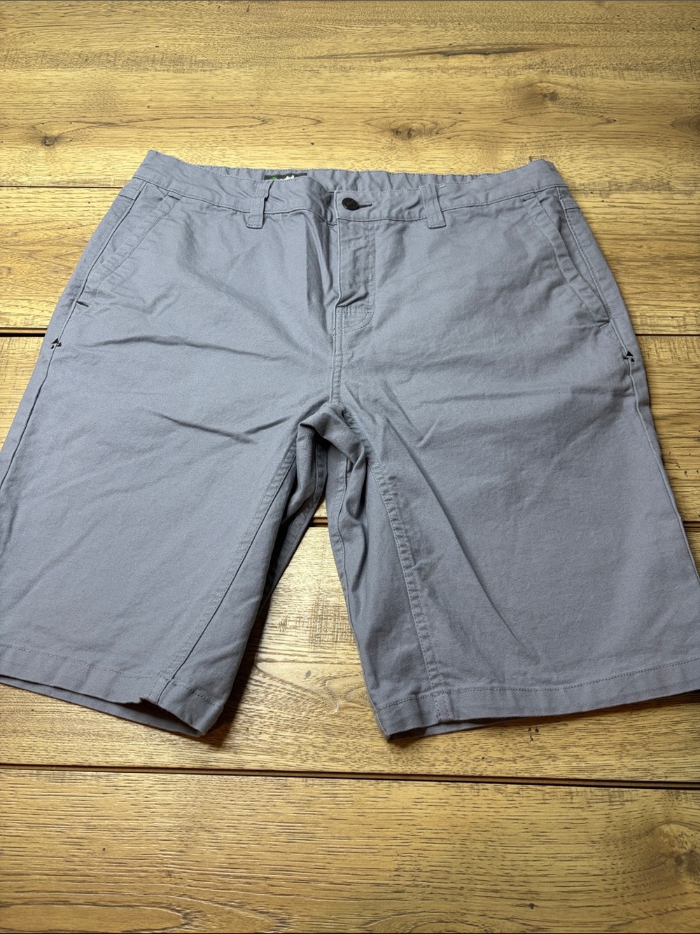Stio Men's Light Gray Flat-Front Organic Cotton Shorts Size 36